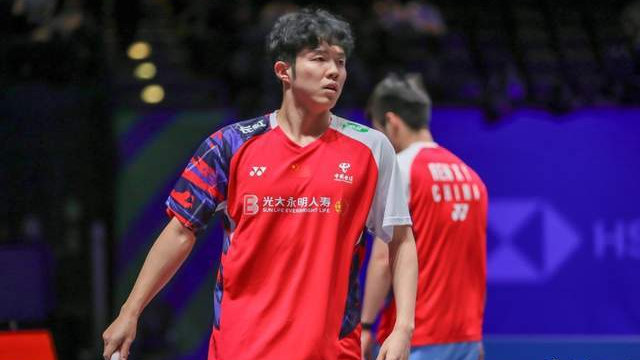 国羽名将何济霆恐被国家队开除，聊天泄露人设塌方，早有禁赛前科