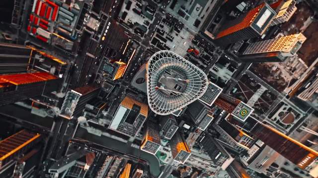 清醒的女人，从不为“标配人生”买单