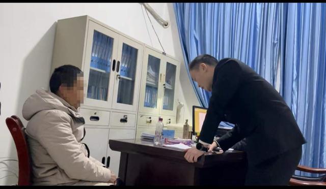 一纸搜查令,揭开了被执行人的秘密……休闲区蓝鸢梦想 - Www.slyday.coM 一纸搜查令,揭开了被执行人的秘密……休闲区蓝鸢梦想 - Www.slyday.coM