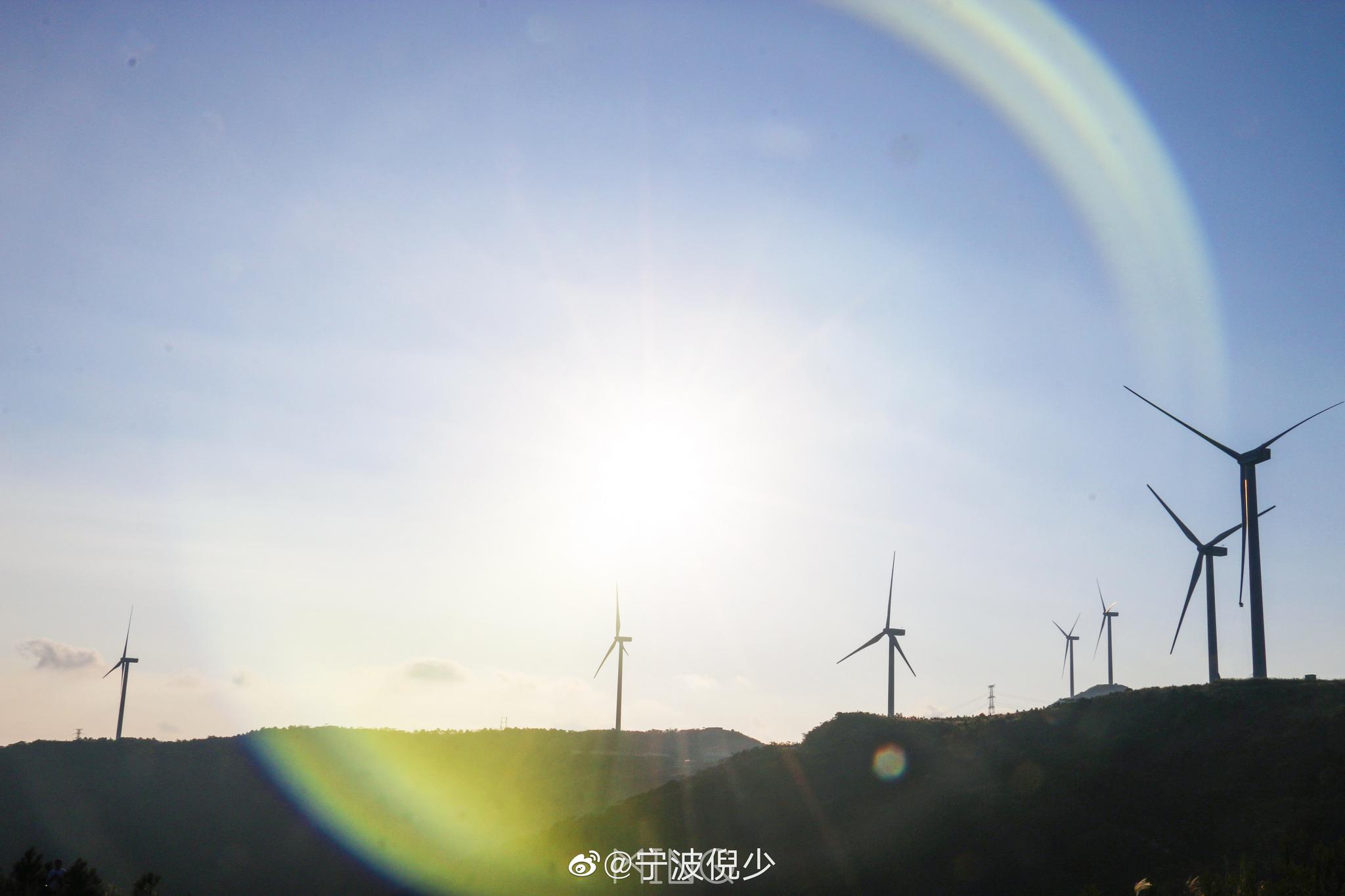 福泉山风车公路 2020.10.2 能看到北仑港，也能看到大红桥|福泉山|北仑港|风车_新浪新闻