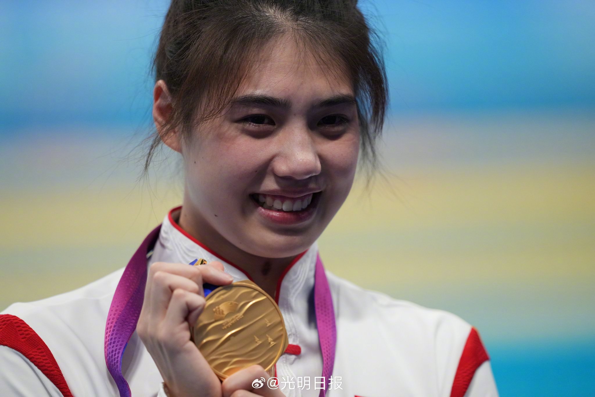 中国美女游泳运动员张雨霏