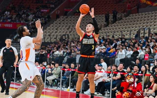 本赛季常规赛第一阶段即将打完！这五名本土球员的实力堪比外援