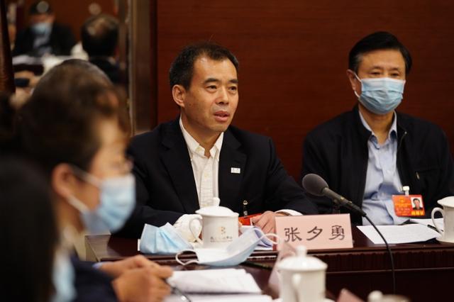 张夕勇代表：借冬奥契机推进商用车新能源化