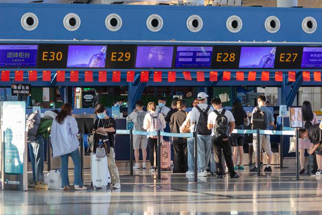 国庆7天,浙江预计有138万人坐飞机出行,螃蟹要托运这点别忘了休闲区蓝鸢梦想 - Www.slyday.coM 国庆7天,浙江预计有138万人坐飞机出行,螃蟹要托运这点别忘了休闲区蓝鸢梦想 - Www.slyday.coM