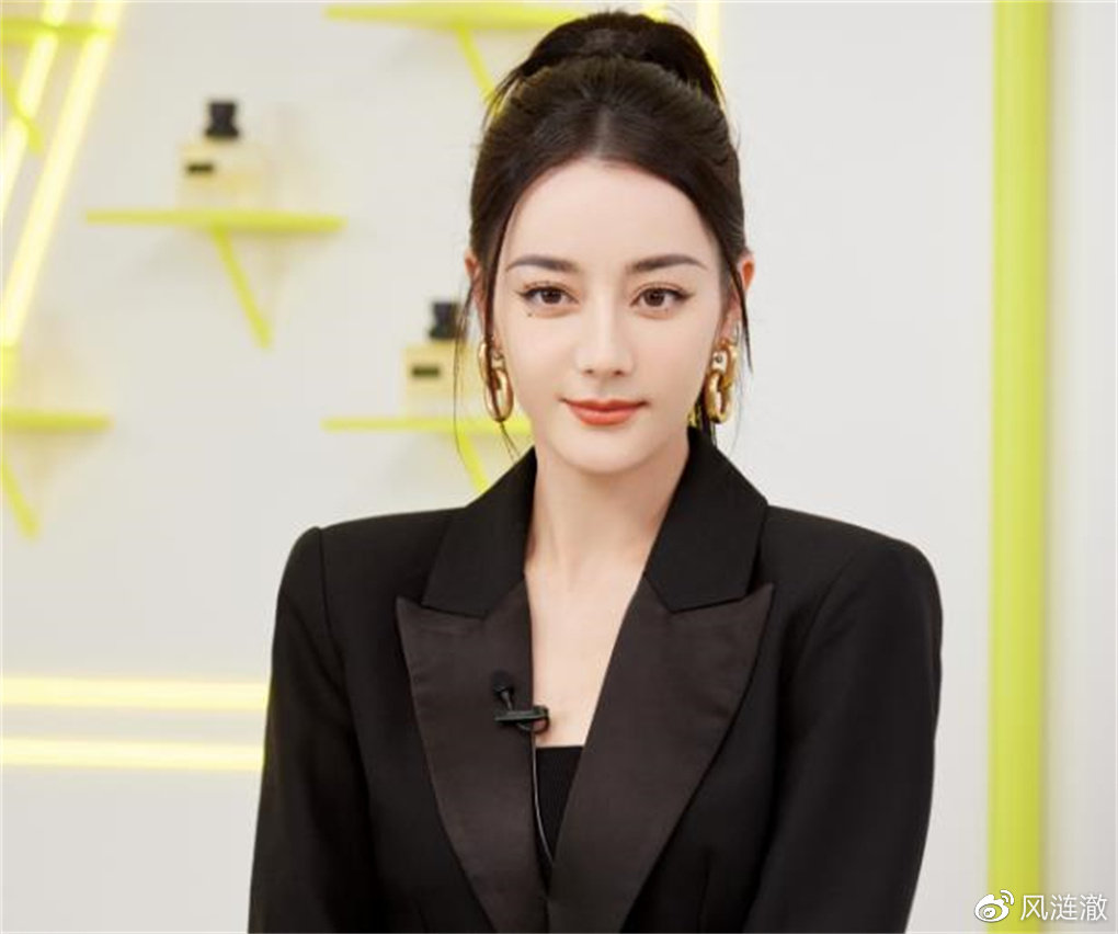 迪丽热巴又一次美出国外，连续3天登上<a href=