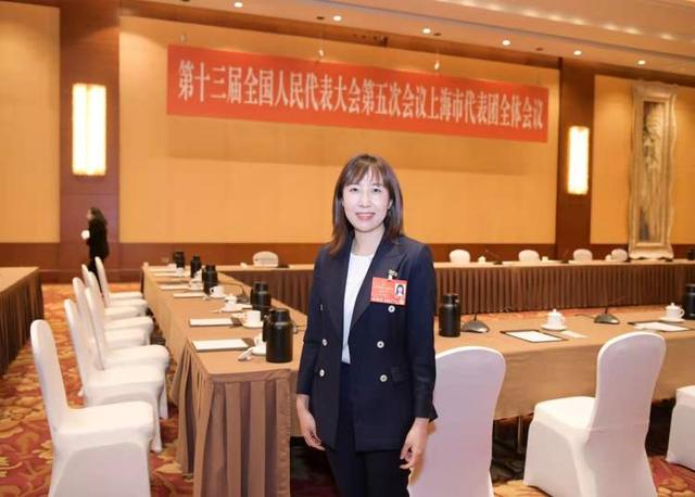 “三八”妇女节,女代表们都在关注啥?丨2022全国两会休闲区蓝鸢梦想 - Www.slyday.coM “三八”妇女节,女代表们都在关注啥?丨2022全国两会休闲区蓝鸢梦想 - Www.slyday.coM