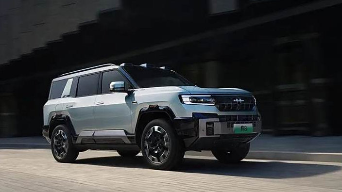 方程豹豹8联合华为，仅用60天交付过万，坦克700、普拉多懵了