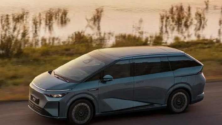 小鹏X9增程将杀进35万：纯电续航452km，算力750tops起