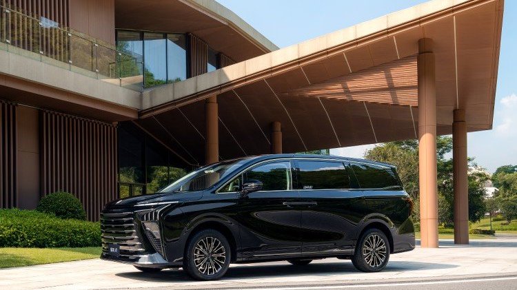 东风风行闪耀武汉网球赛 星海V9登顶细分市场冠军！