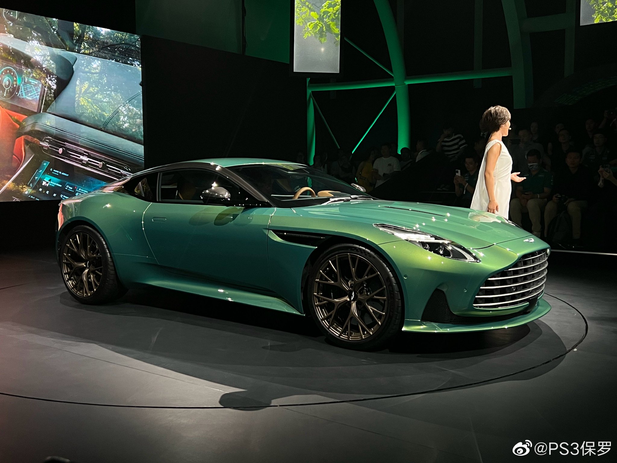 全新DB12，更嚣张，更战斗，马力更大，内饰大变革……