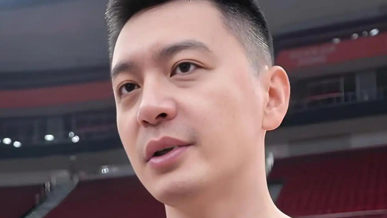 CBA揭幕战创历史纪录，杨鸣却一针见血，指出中国篮球最大问题
