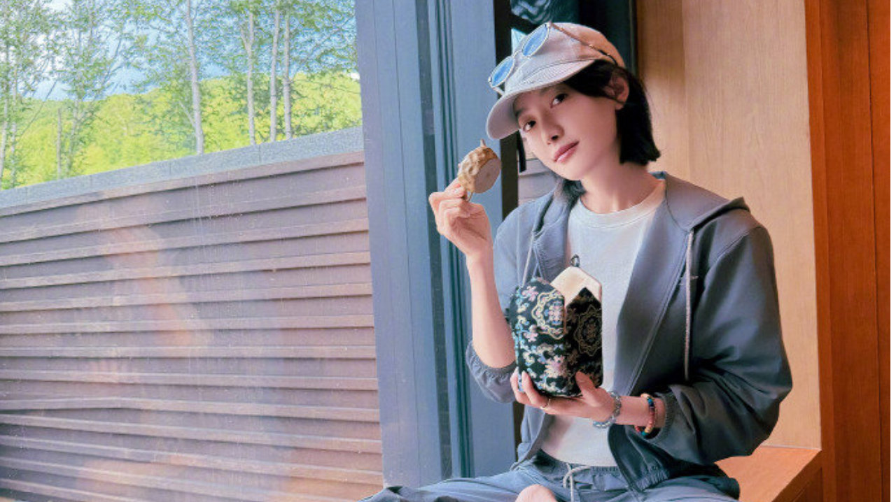 山居度假随拍｜宋茜松弛治愈的慵懒氛围感