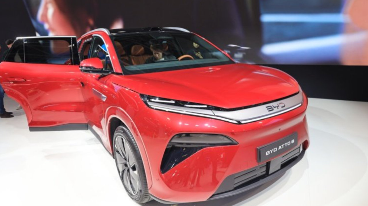 2026巴黎车展直击：比亚迪不只秀新车，更想在欧洲扎下根