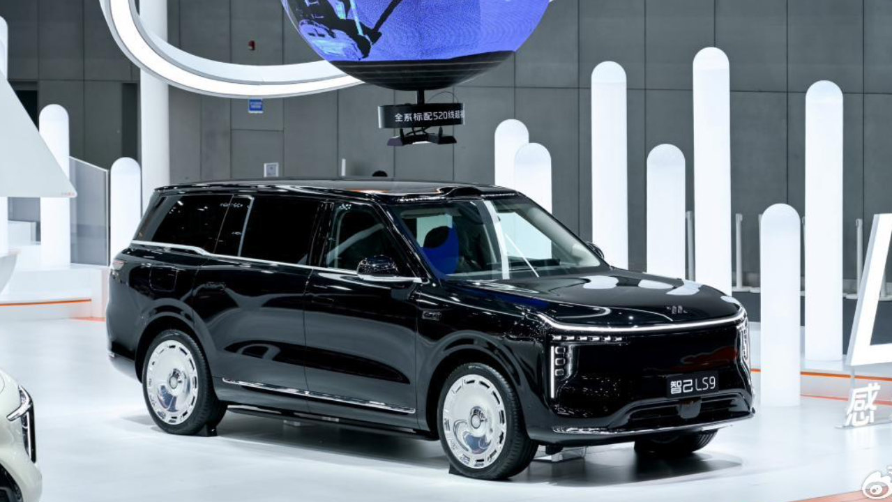 “9系旗舰、6系爆品”，智己凭借“超级增程”开挂？