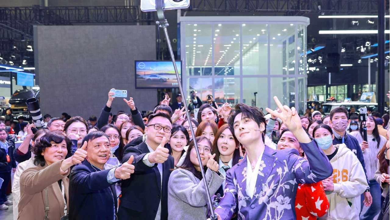 上市10天狂揽11763大定 星城见证爆款诞生 东风日产N6交付盛典启幕