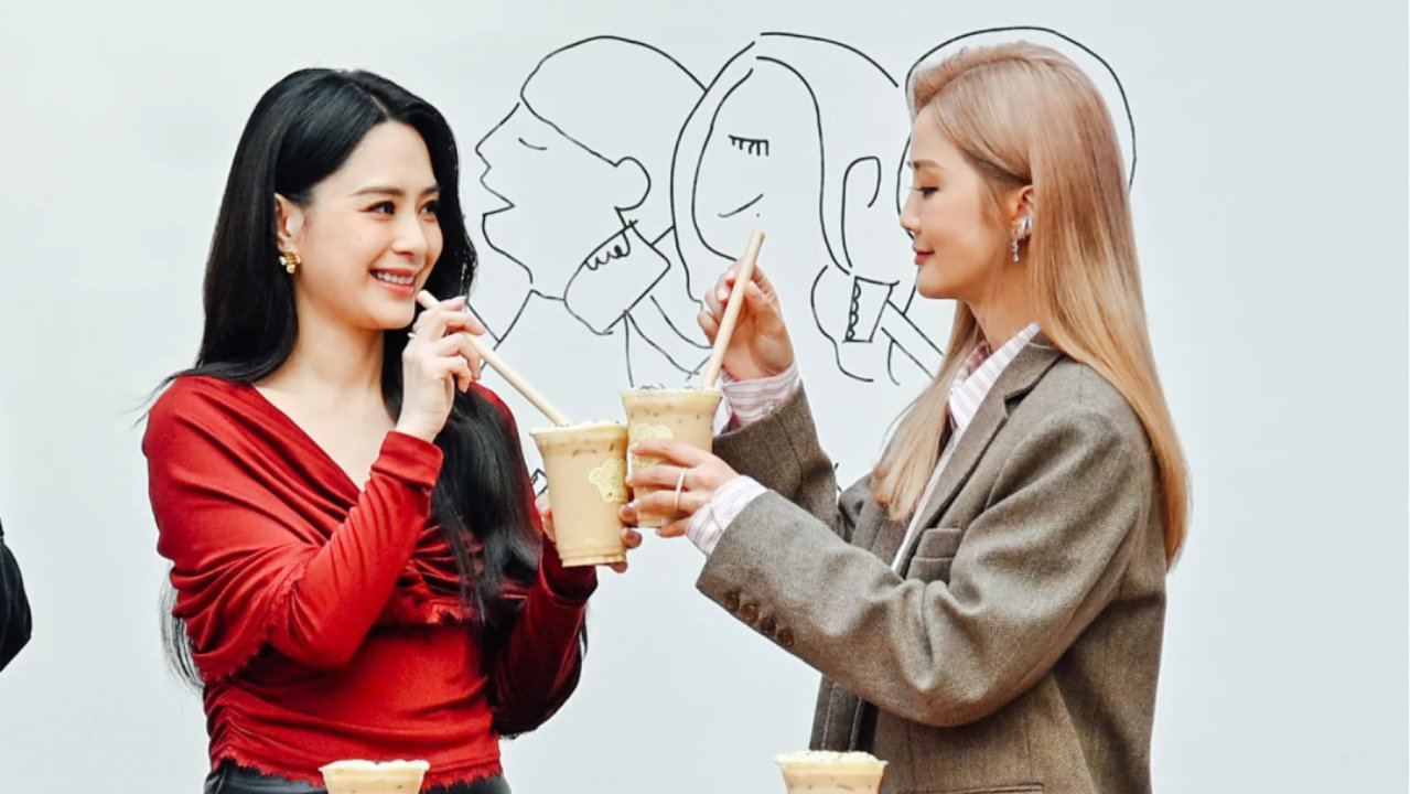 喜茶被阿Sa恋情抢风头！2026最“冤”品牌出现了！