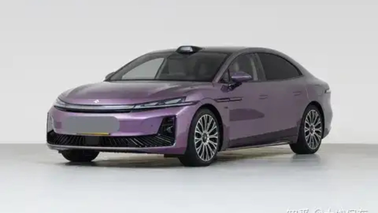 鸿蒙座舱、华为乾崑齐上车：昊铂A800将于3月4日上市，目前已开启盲订