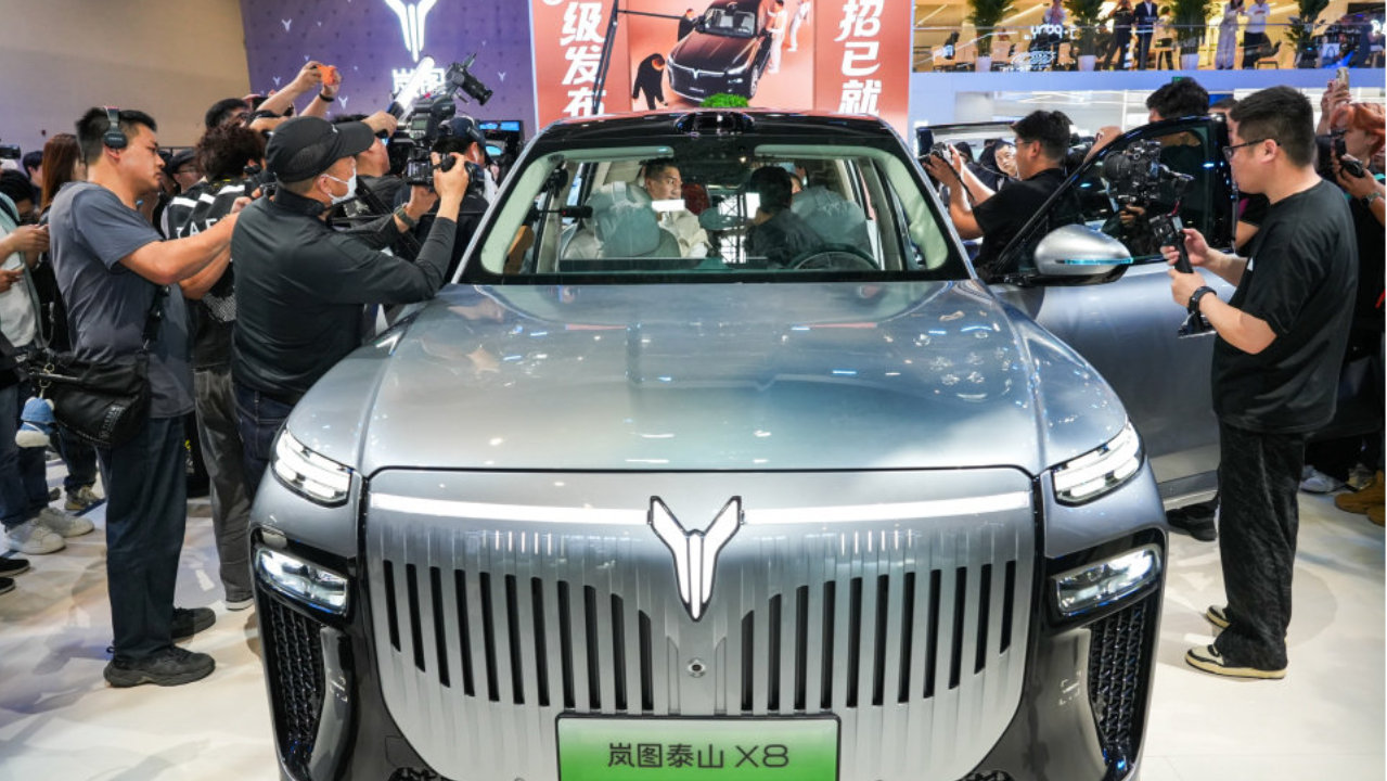 岚图汽车北京车展加速发力纯电赛道 2027年纯电车型销量占比将超50%