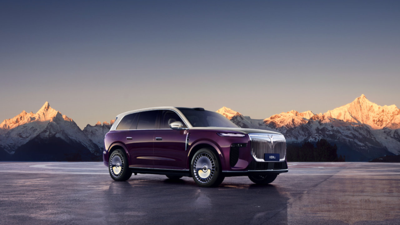 售37.99万元起！岚图泰山上市/开启豪华SUV下半场