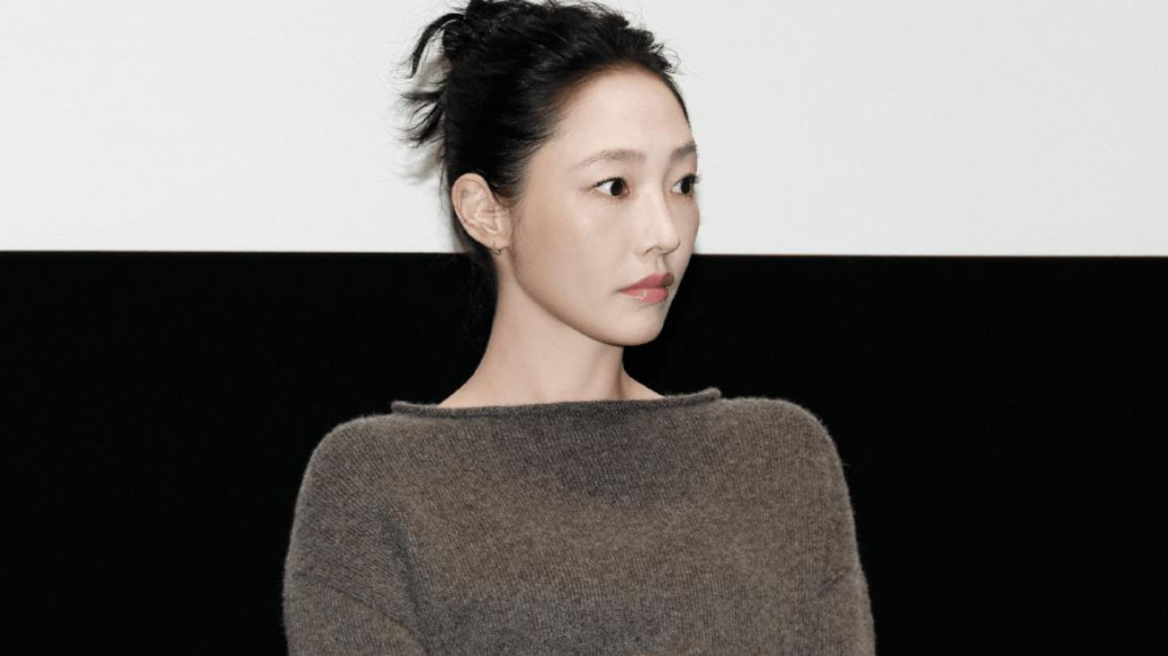 白百何还原争奖内情，控诉导演带头搞孤立，网友要求给王传君道歉