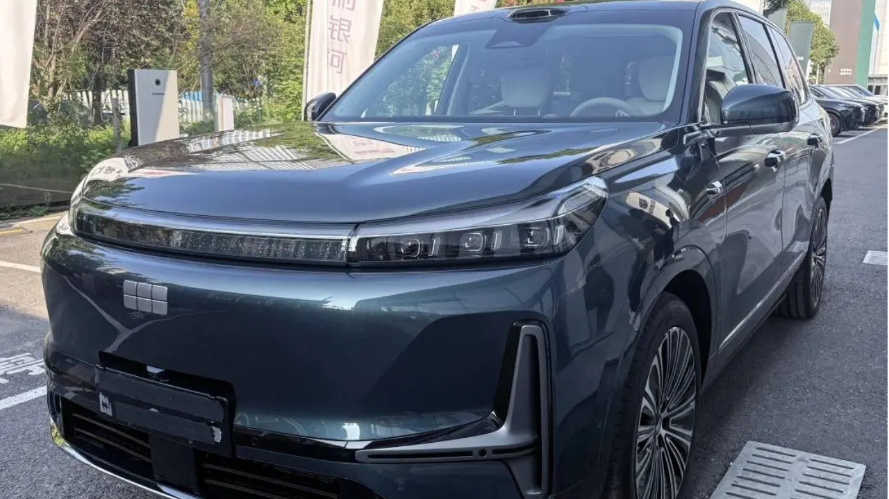 18.38万起混动SUV！无续航焦虑，吊打合资大六座