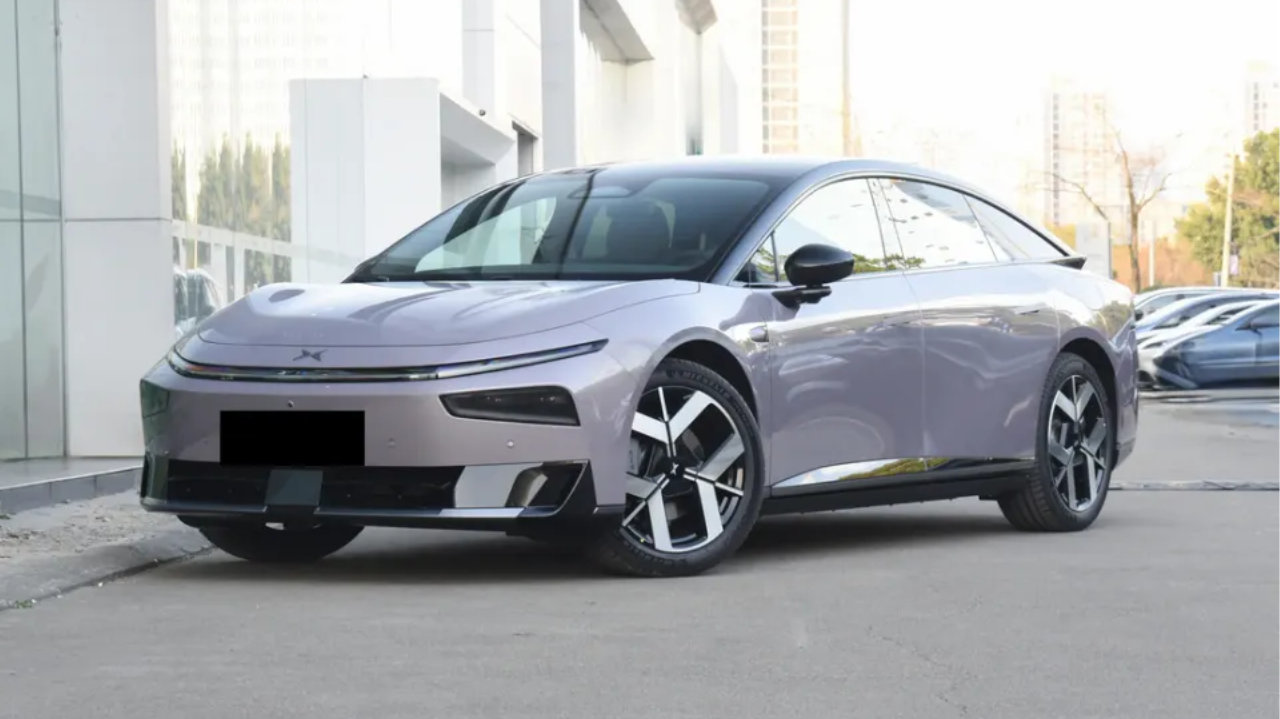 南北通吃的纯电轿车！实用派遇科技咖，核心配置大比拼