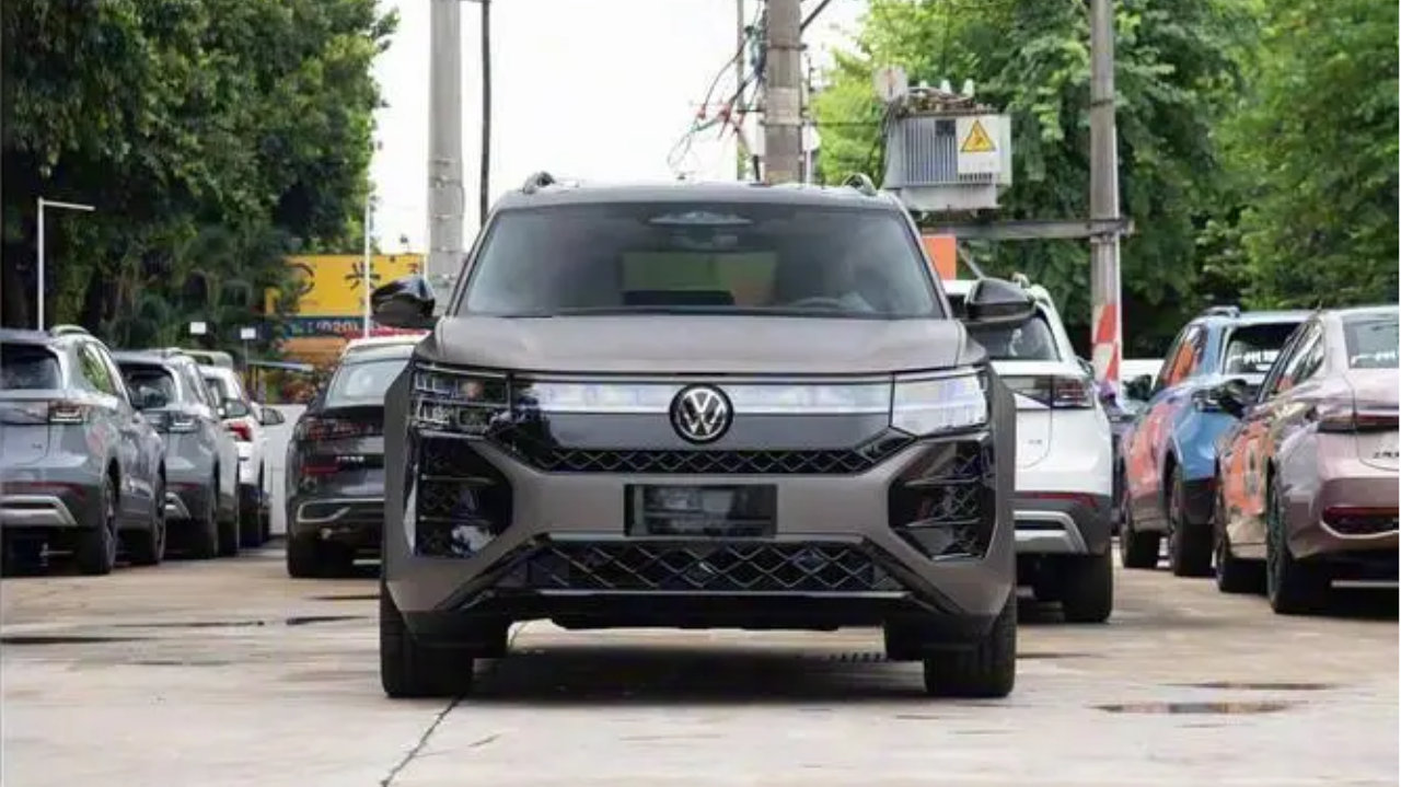 懂家庭的七座SUV！油电同智硬实力，全家出行无压力
