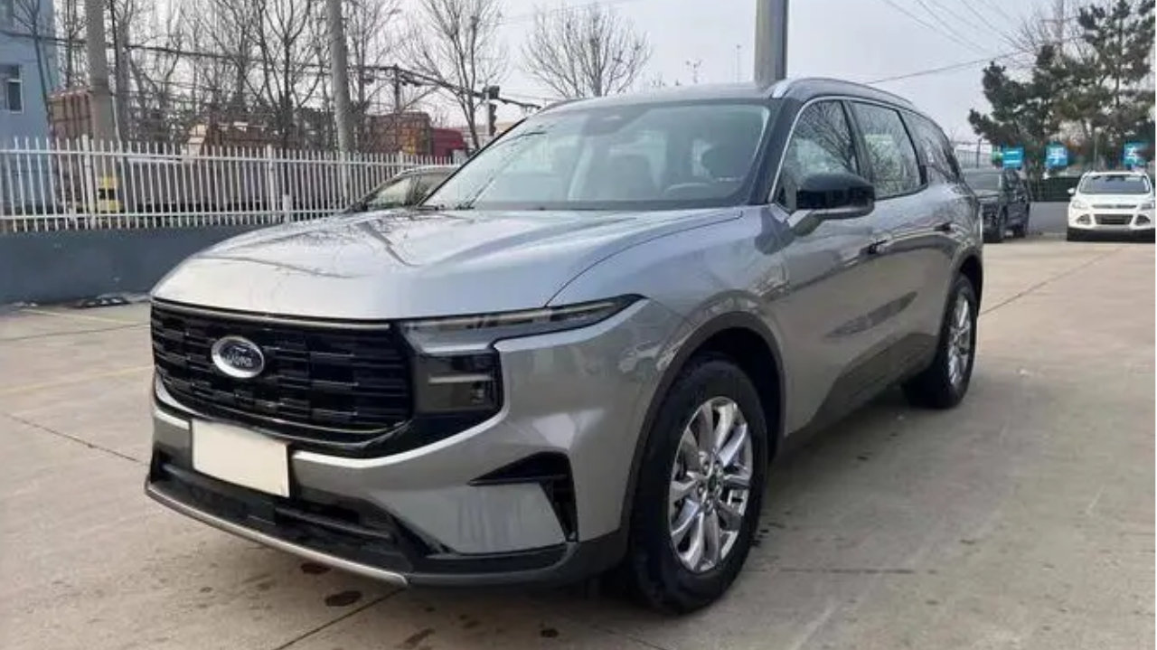 合资SUV实力派交锋！福特锐界L vs 大众途昂Pro，谁才是全能水桶？