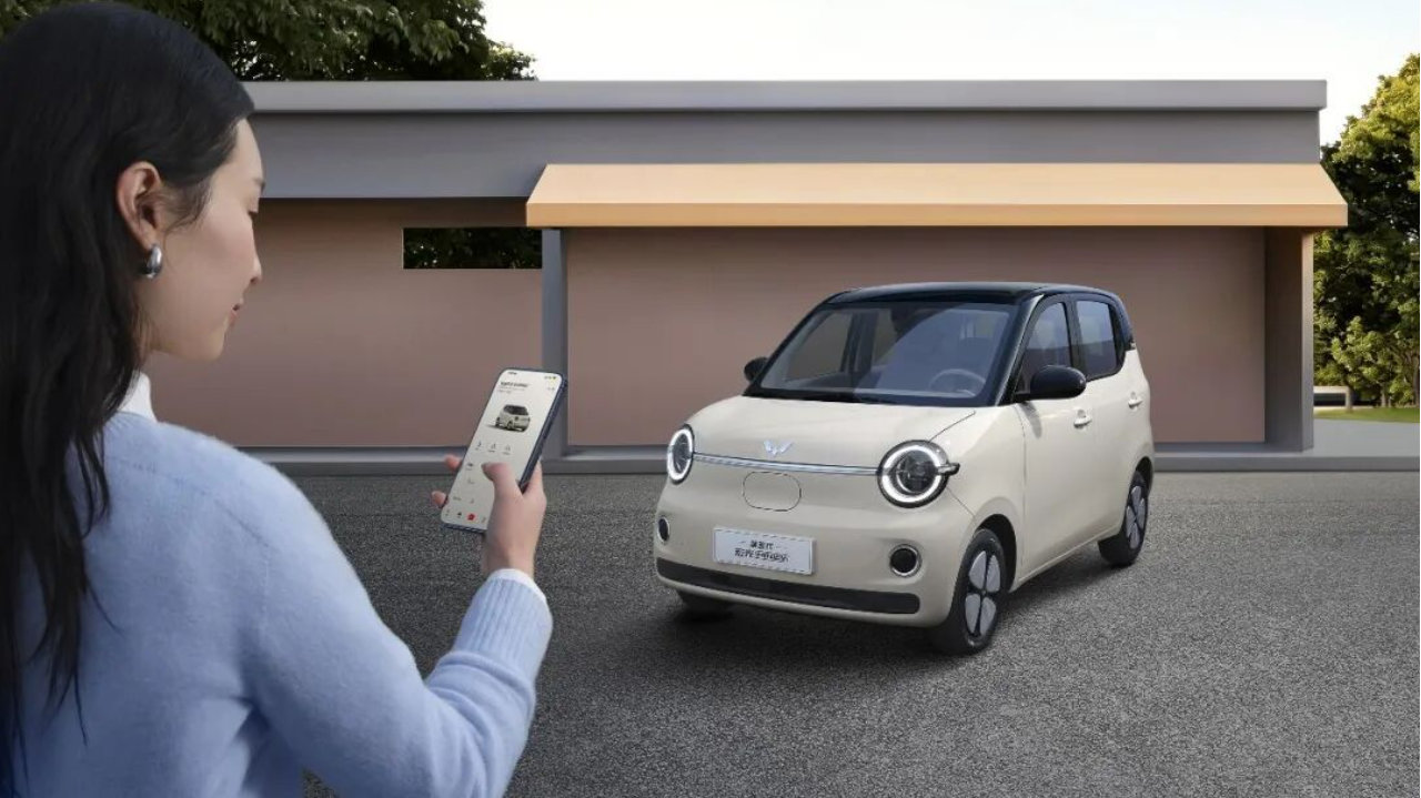 新四门 玩出趣 第五代宏光MINIEV上市 置换补贴价4.28万起