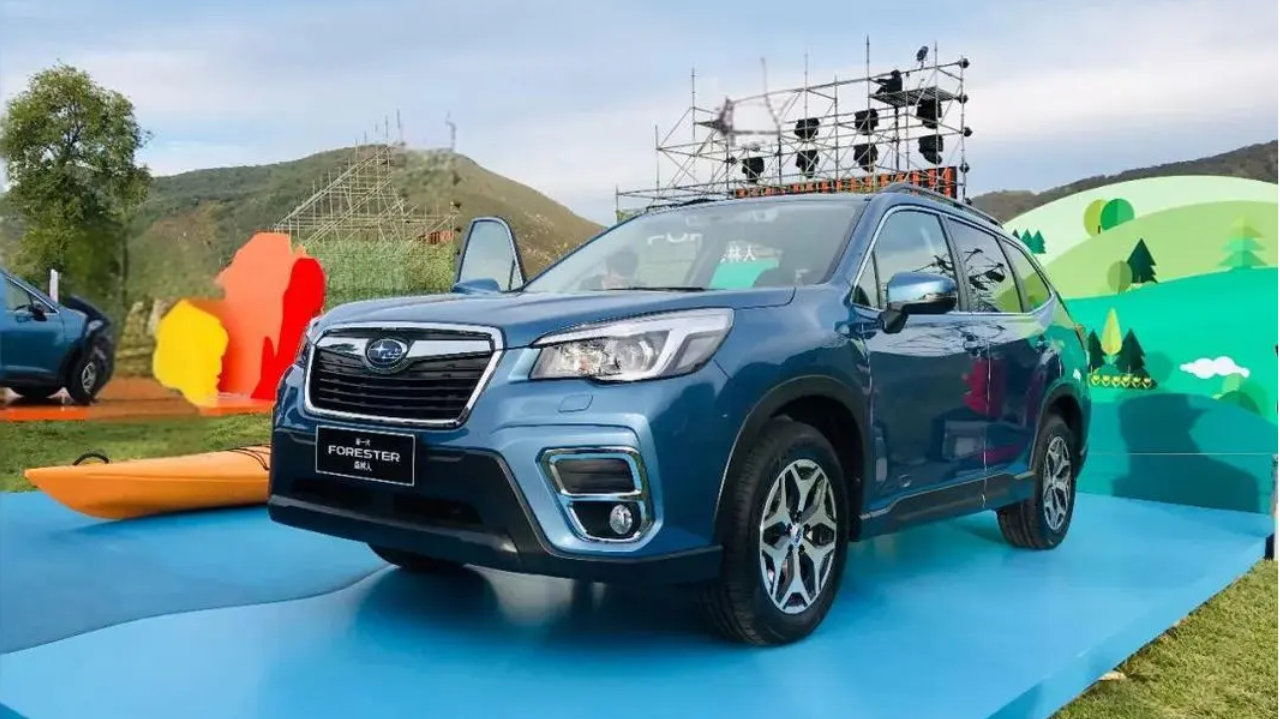 野性大三排，国内还得等！纯电硬派SUV