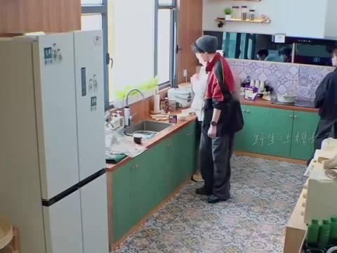 周翊然董思成情商恋商互补，孟子义指导徐志胜演变态，宁静导演认真负责