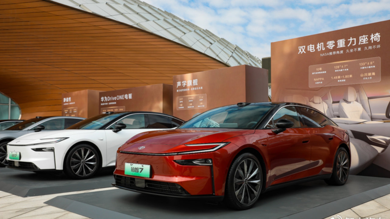 丰田开窍，铂智7撕开裂缝