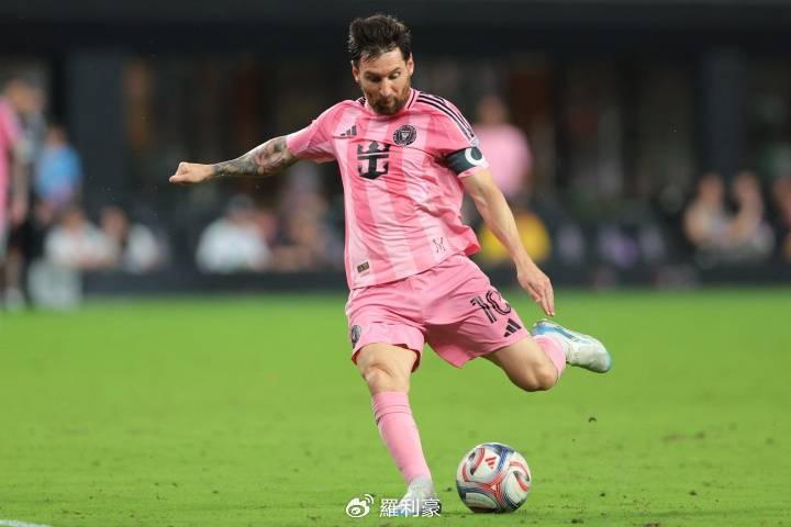 梅西39岁大四喜：非点球进球超越C罗，登顶历史第一