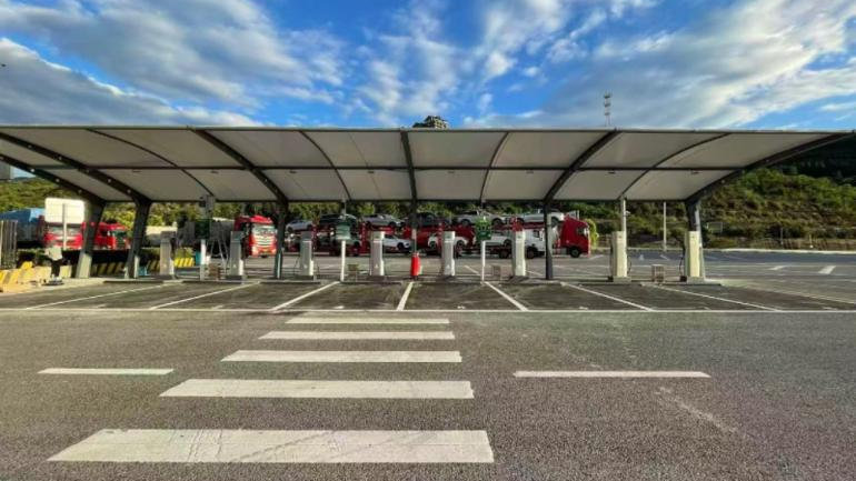 重庆理想超充站突破200座，重庆理想车主充电更方便了！