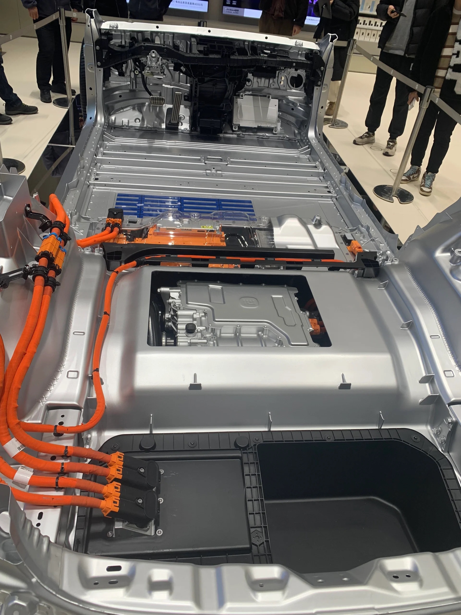 小米汽车底盘，想买这车的。可以仔细研究研究