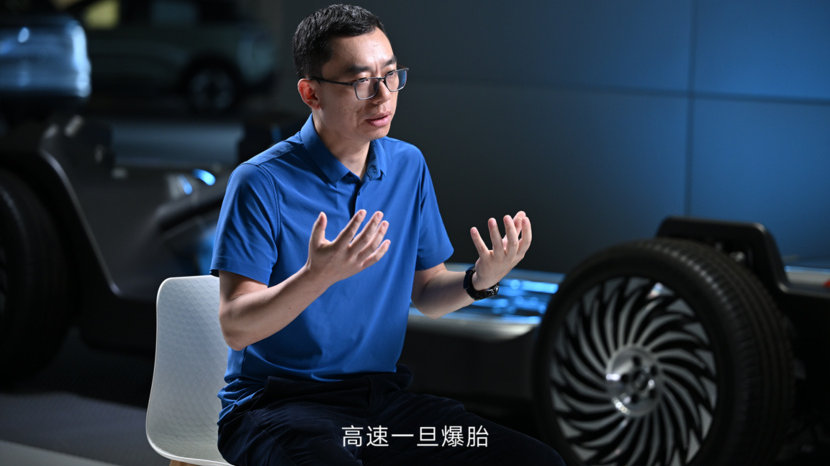 中国技术攻克高速爆胎难题 首次揭秘吉利AI数字底盘技术