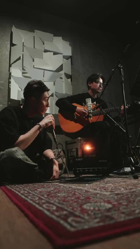欧镇灏演唱周柏豪作曲新歌《出什么风头》发布