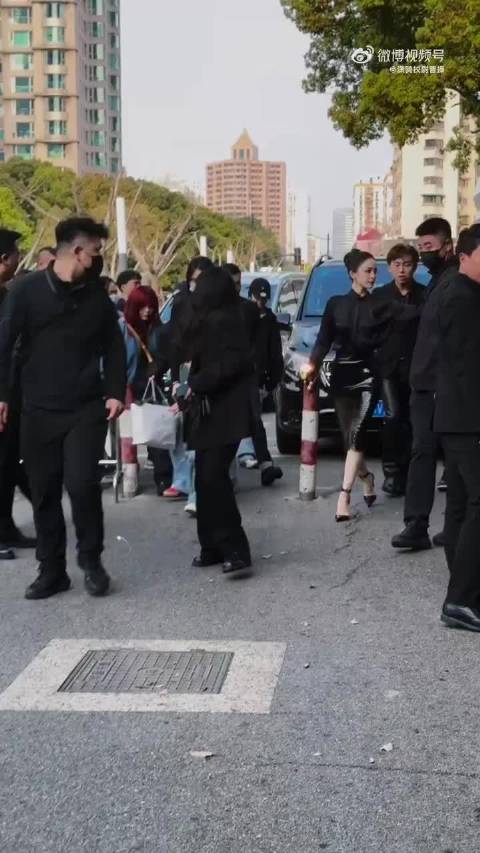 娜扎无论是身材还是颜值真的太完美了