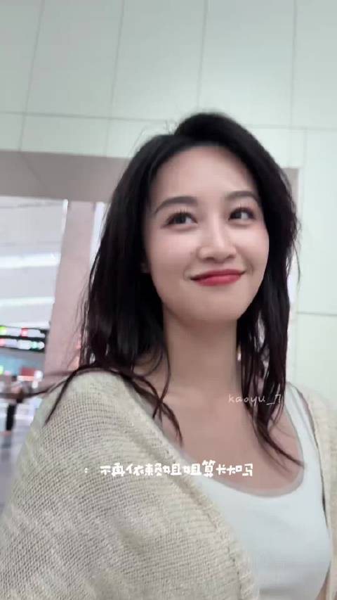 蓝盈莹 不再依赖姐姐算长大吗