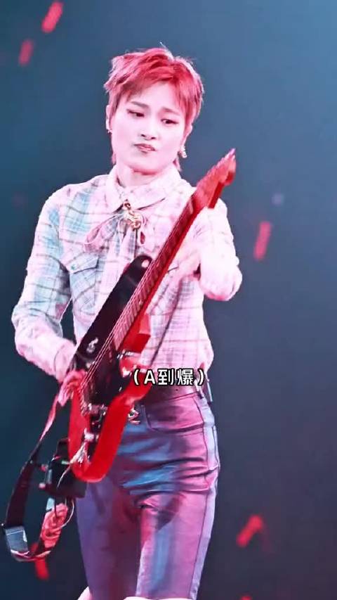 李宇春北京演唱会《无价之姐》4k直拍！李宇春A到爆！