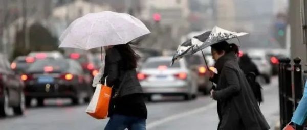 放学回家遇陌生女子入室盗窃,初中女生将其拽到监控下露脸休闲区蓝鸢梦想 - Www.slyday.coM 放学回家遇陌生女子入室盗窃,初中女生将其拽到监控下露脸休闲区蓝鸢梦想 - Www.slyday.coM