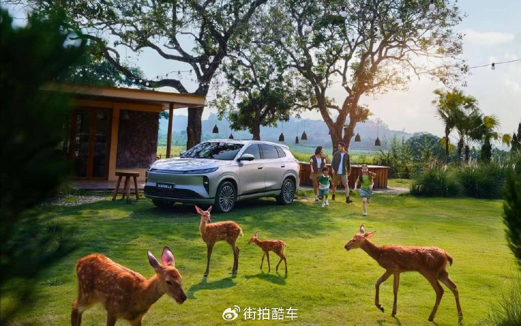 风神L8：15万级AI豪华座舱的续航革命