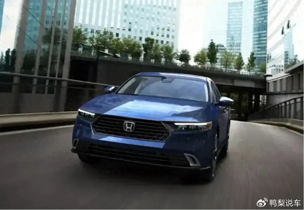 2025款本田雅阁曝光,外观大变,搭高阶智驾系统,你还会买吗?-2022年的本田雅阁