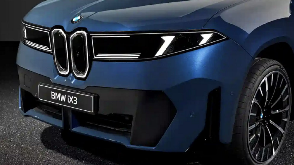 新世代宝马iX3全球首发，900km续航，还等小米YU7？