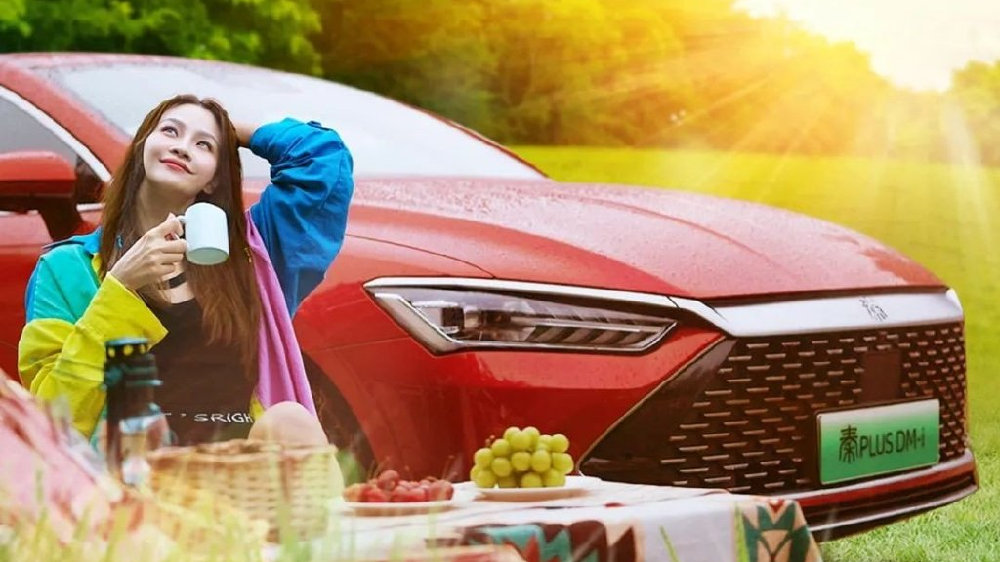 便宜又省油，15万就能买顶配，这几款混动车型性价比爆表！