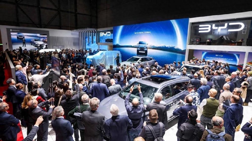 比亚迪亮相2024日内瓦车展 全球化进程再加速