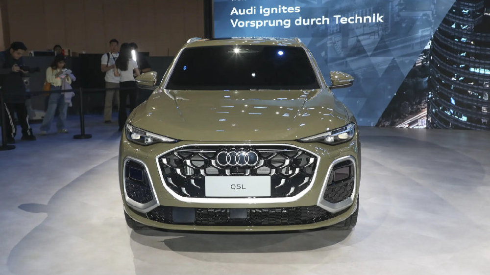 7月中型SUV销量榜：比亚迪唐DM卖了5614辆，奥迪Q5L大跌35%排第9