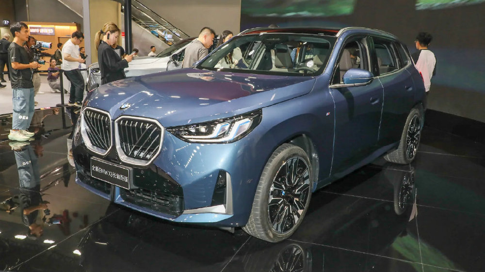 奔驰GLC、奥迪Q5L、宝马X3月销齐齐跌破8500辆，豪车市场要变天？