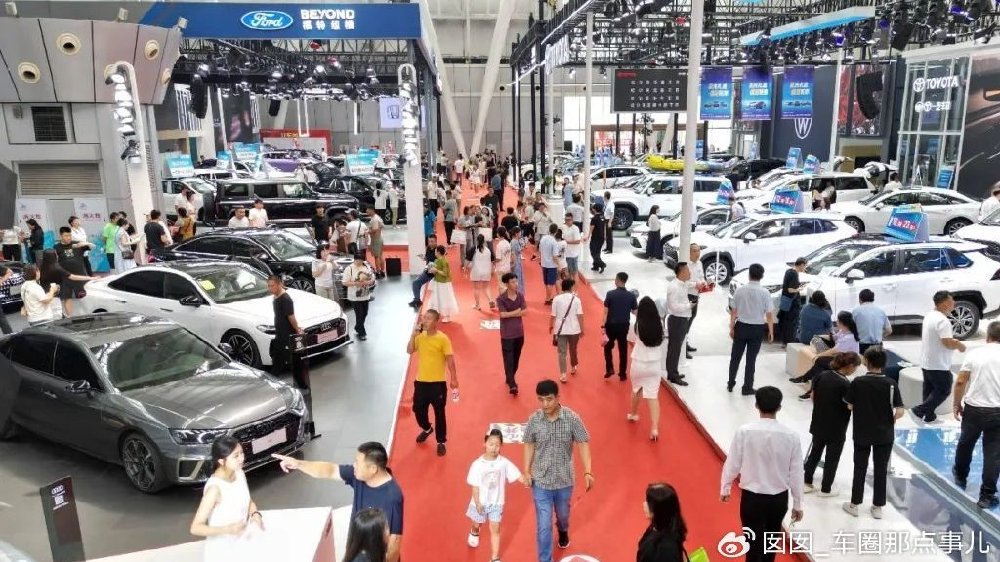 成都车展正在上演一场残酷的“幸存者游戏”