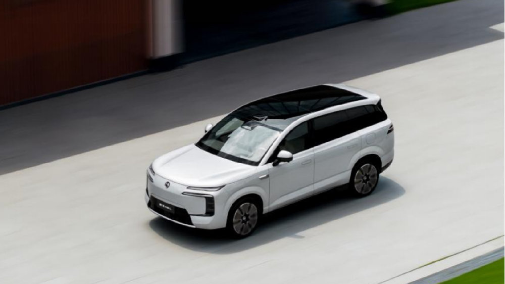 大六座安全豪华SUV腾势N8L正式开启预售，预售价31.98万起